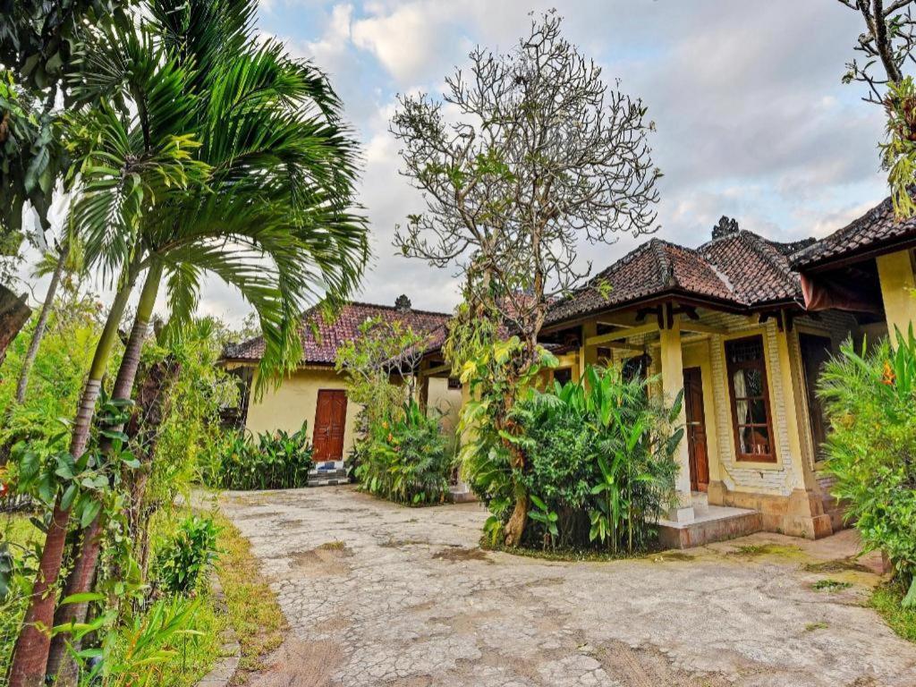 Oyo 91503 Hotel Gedong Ayu Near Sanur Ουμπούντ Εξωτερικό φωτογραφία